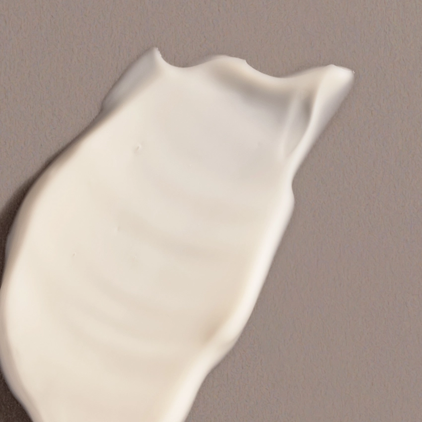 Close-up texture - Smart Aging Complex white cream texture